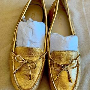 Now Michael KORS Never worn